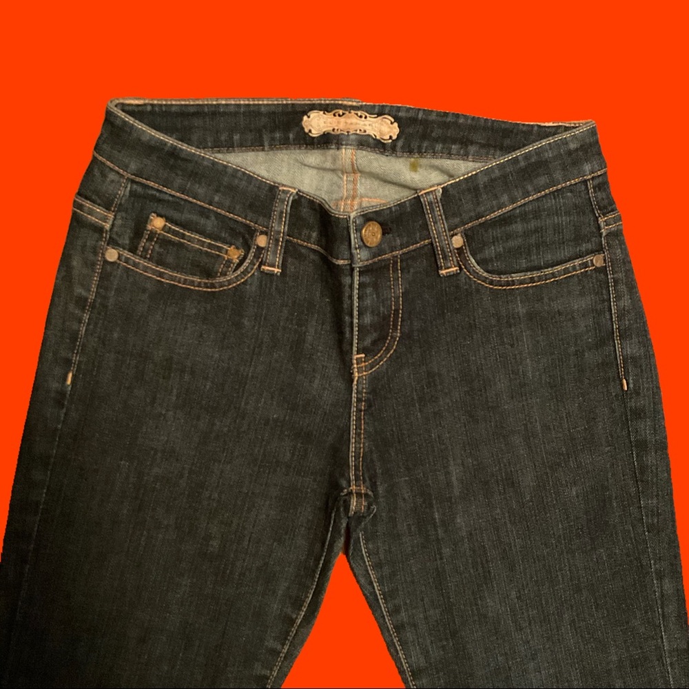 Elie Tahari dark skinny with zip ankle